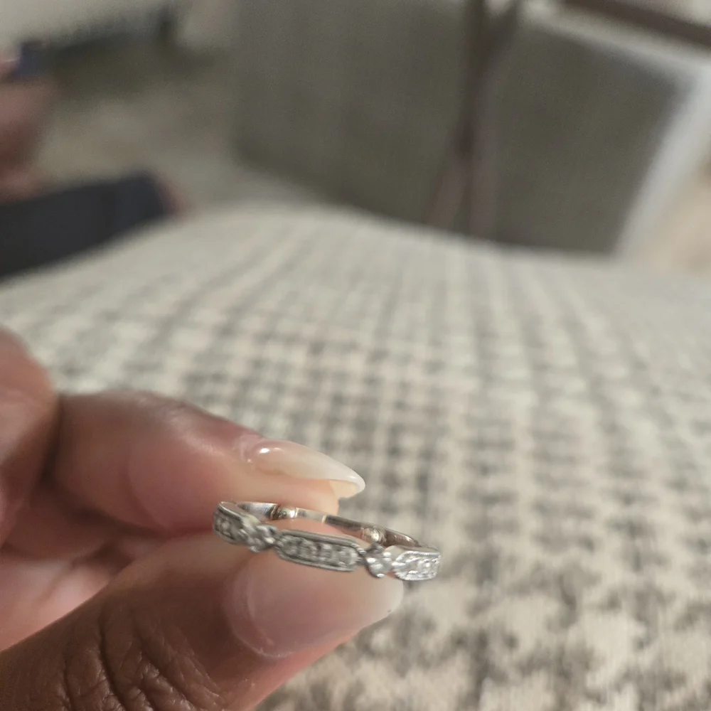 Zales White Gold Diamond Accent Ring - Picture 4 of 6